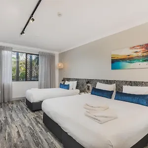 Mermaid Waters By Nightcap Gold Coast